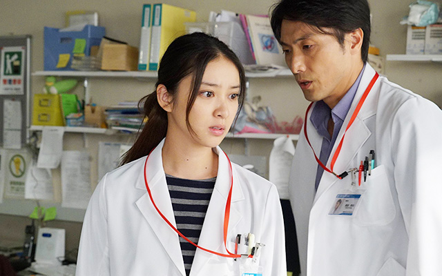  p>《fragile》是日本富士电视台2016年制作的医疗剧,由石川淳一执导