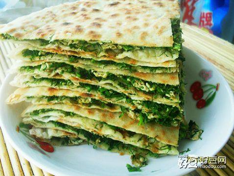  p>茴香鸡蛋饼是一道简单的家常菜,主料是面粉300克, a target="