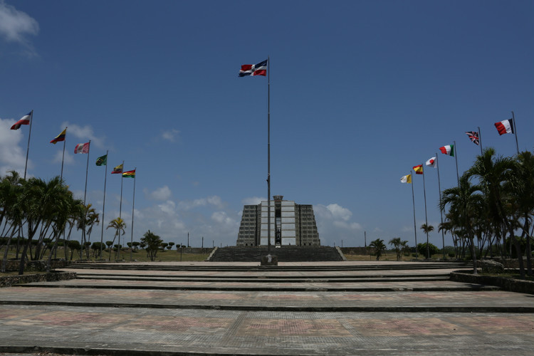 the columbus lighthouse /p> p>哥伦布灯塔位于多米尼加共和国首都 a