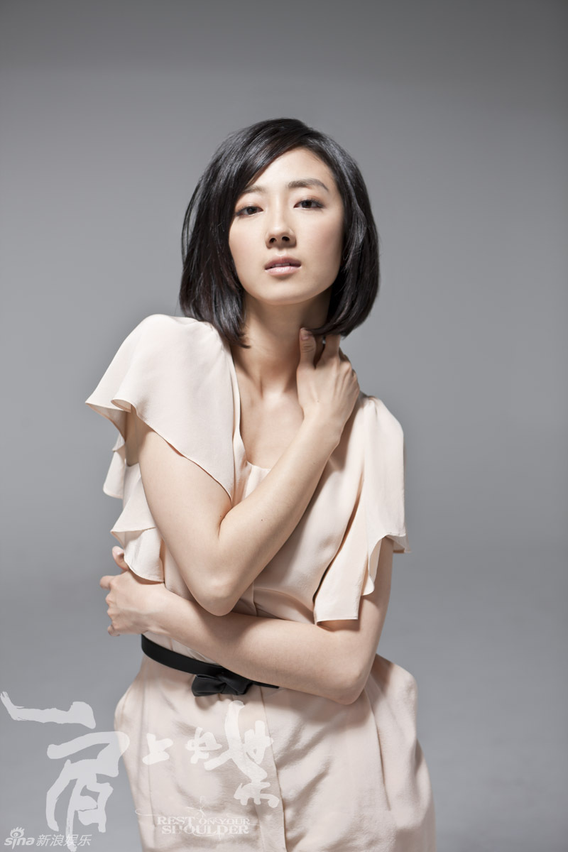  /p> p>2002年,还是学生的桂纶镁便出演了个人的首部电影作品《 a