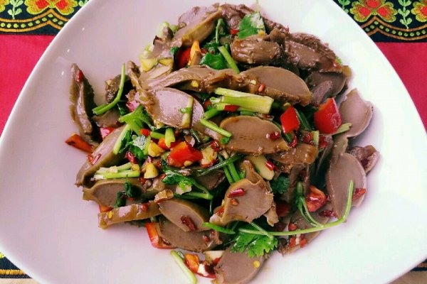 炒鸡胗肝粉