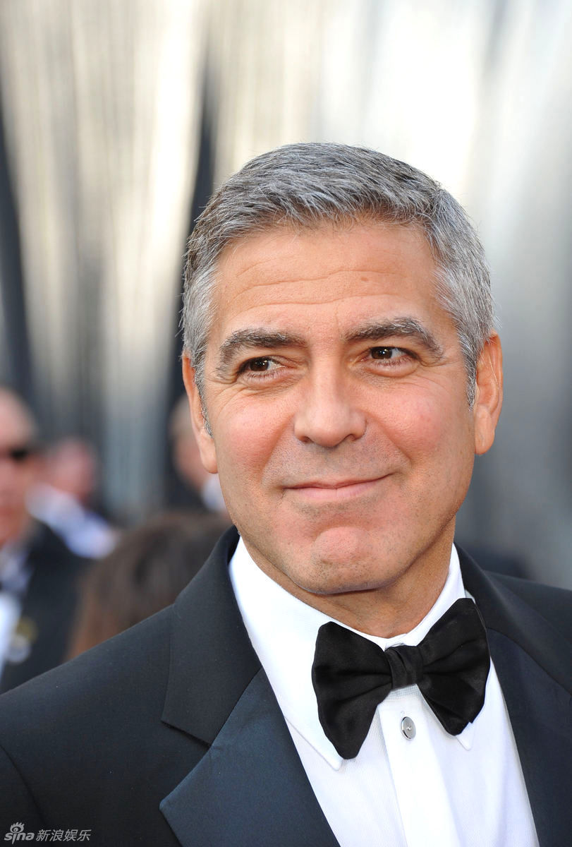  p>乔治·克鲁尼(george clooney),1961年5月6日出生于美国肯塔基州列