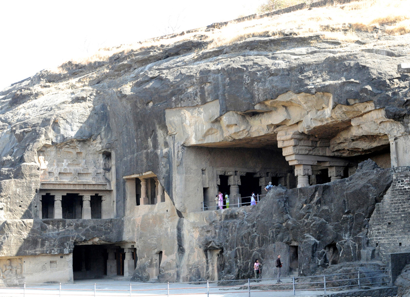  p> a href="#" data-lemmaid="1779511">埃洛拉石窟 /a>(ellora