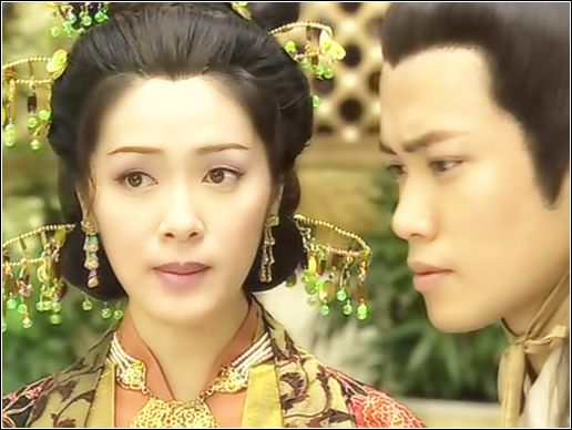  p>《无头东宫》(love is beautiful)是香港电视广播有限公司2002年