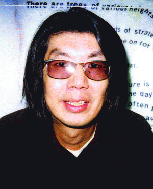  p>中岛英树,1961年出生的中岛英树,是日本平面设计领域最为知名的 a