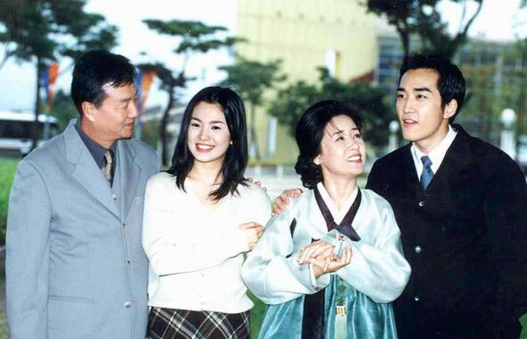  p>鲜于银淑,1958年12月24日出生,韩国女演员.