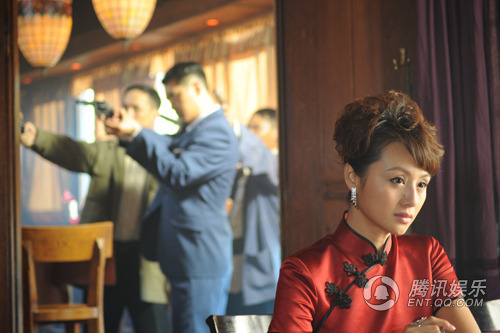  /p> p>2001年凭借电视剧《 a target="_blank" href="/item/大雪无痕