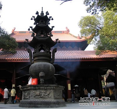 藏经殿位于湖南省衡阳市 a target="_blank" href="/item/南岳衡山