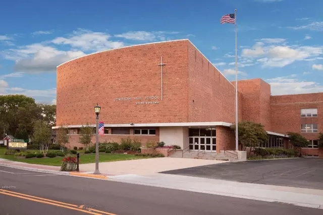 " data-lemmaid="257687">天主教会 /a>私立男女合校,是大学预备高