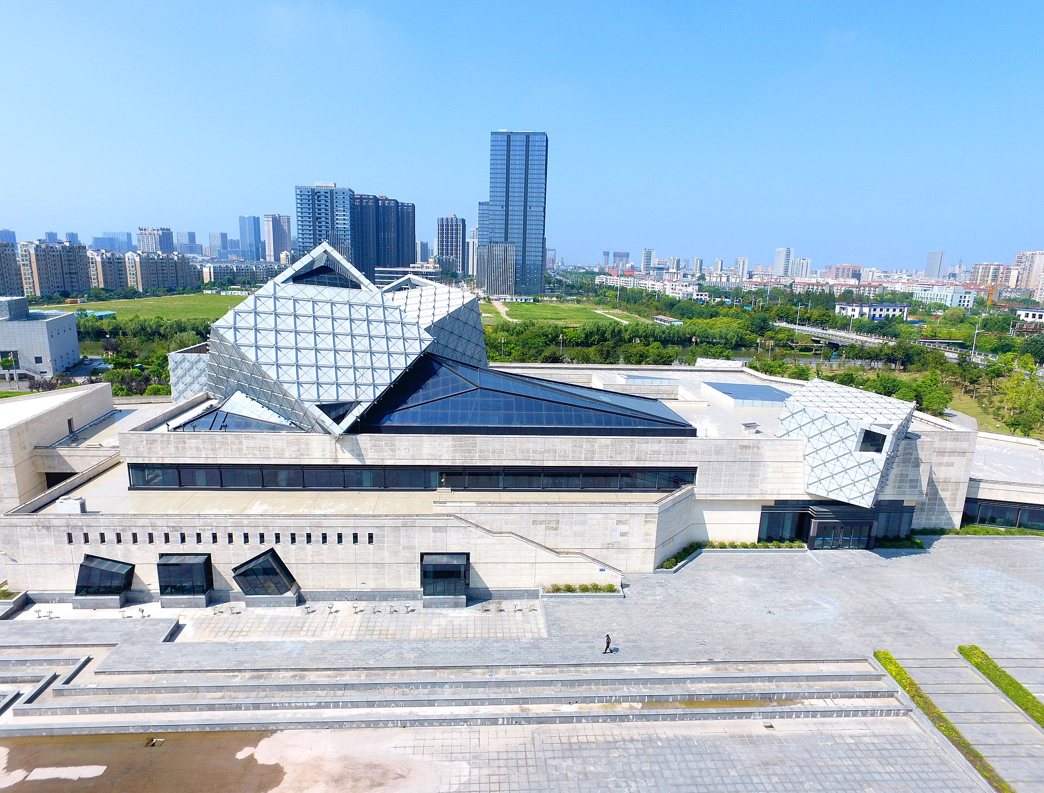 景区包括 a target="_blank" href="/item/中国海盐博物馆/3309427"