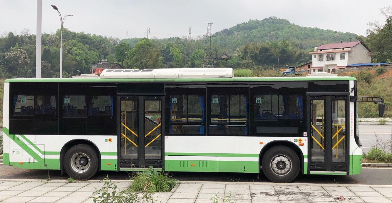  p>冷水江东站,位于湖南省娄底市 a target="_blank" href="/item