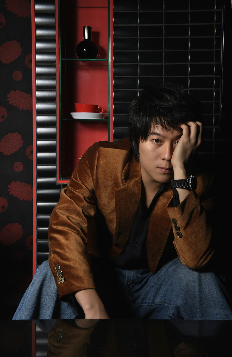  p>李在勋是一位韩国人,出生于1974年7月30日.