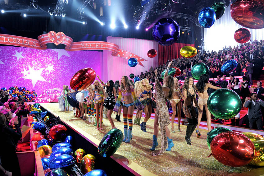 2010维多利亚的秘密内衣秀