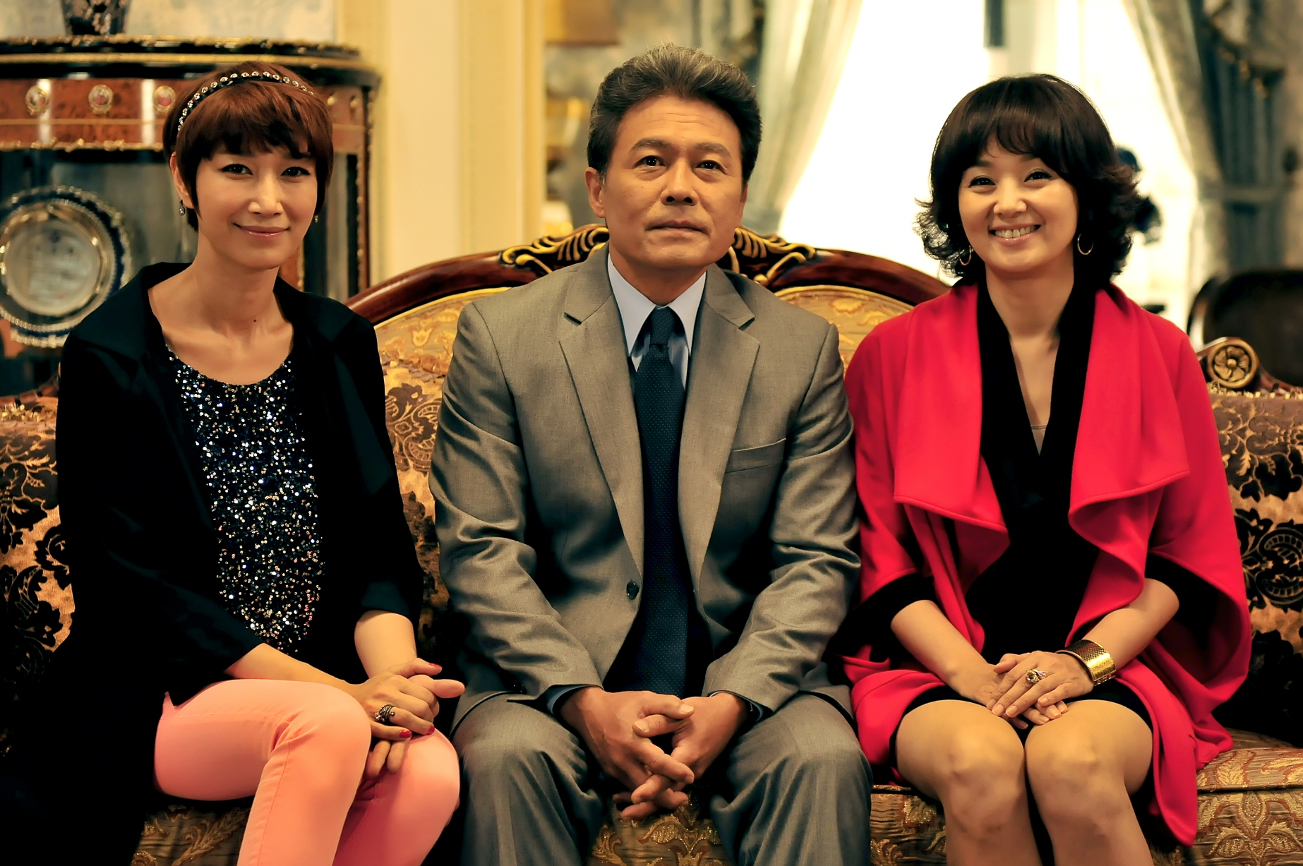  p>《爱情万万岁》韩国mbc电视台于2011年7月播出的周末剧,由朱圣宇