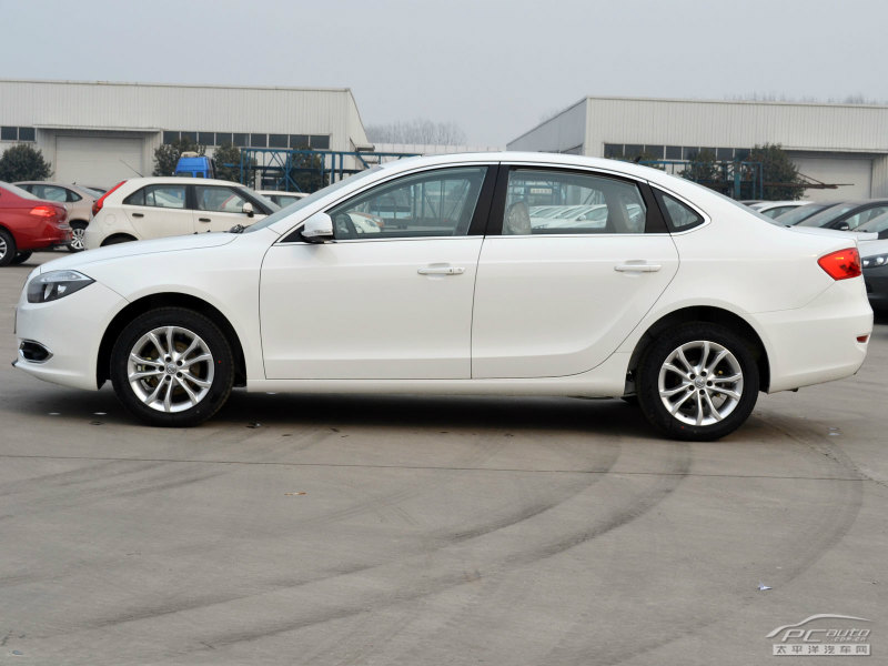 华晨中华h530报价及图片(轿车华晨中华h530新车价格)