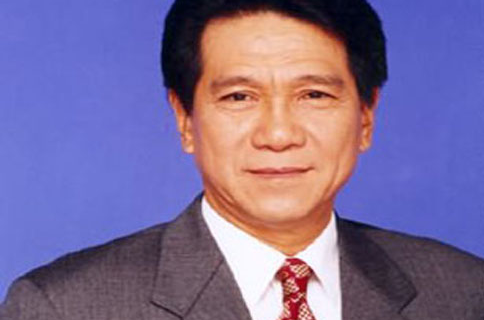  p data-id="go163szxrl">何守信,1940年生于香港,人称金牌司仪,幼年