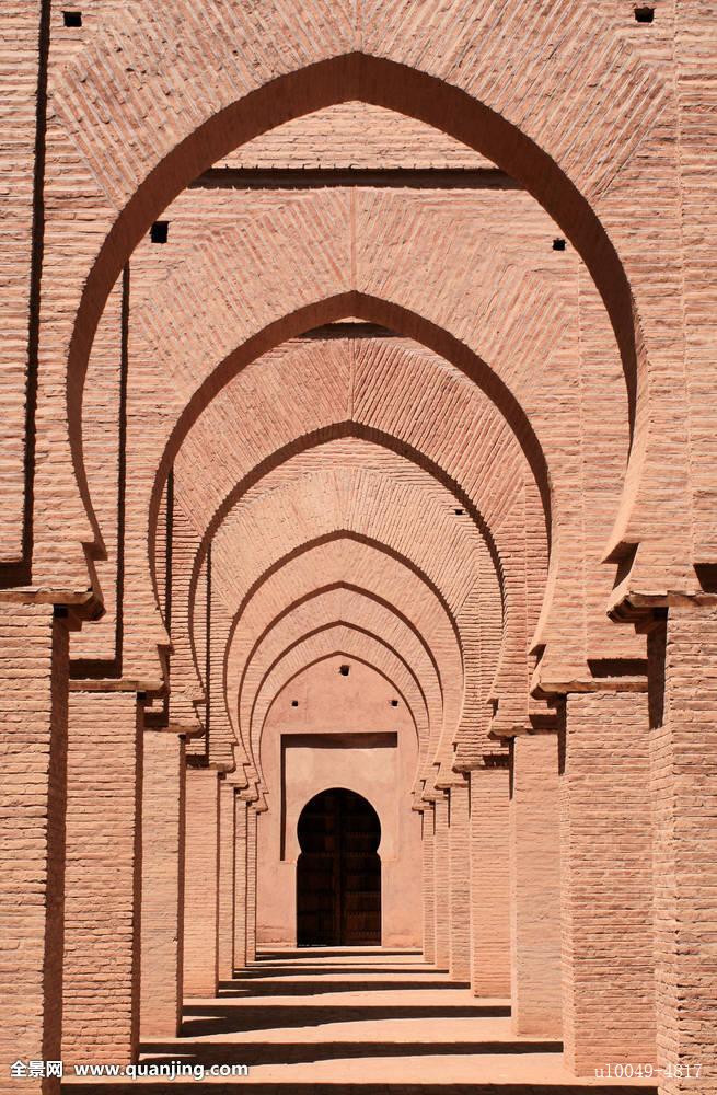  p>拱心石(keystone)又名拱顶石,是 a target="_blank" href="/item