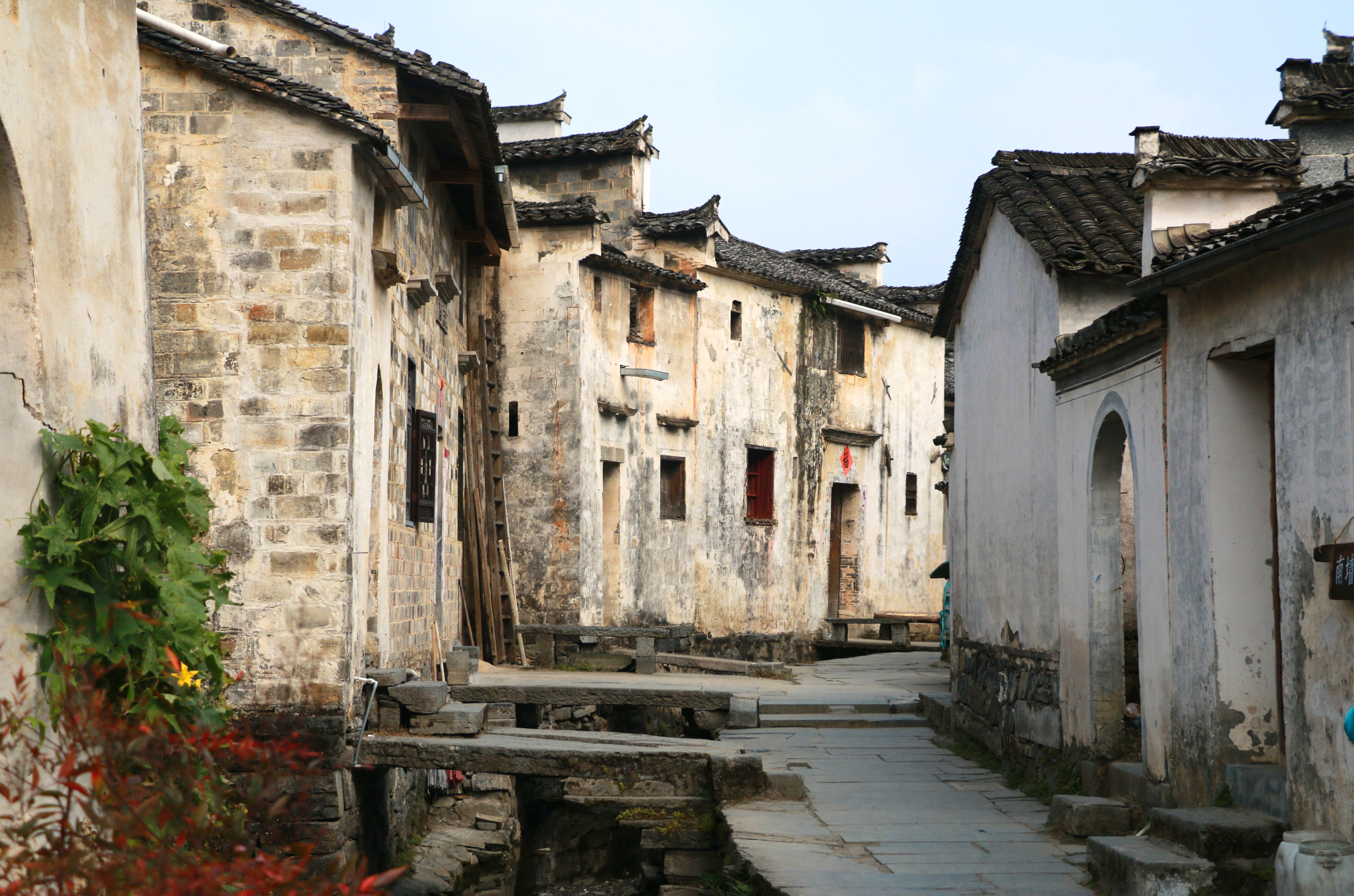  p>西递村,安徽省 a target="_blank" href="/item/黟县/5294317"