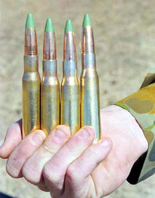  p data-id="gntkjywbp7">子弹(ball;bullet)是由枪械发射出的武器