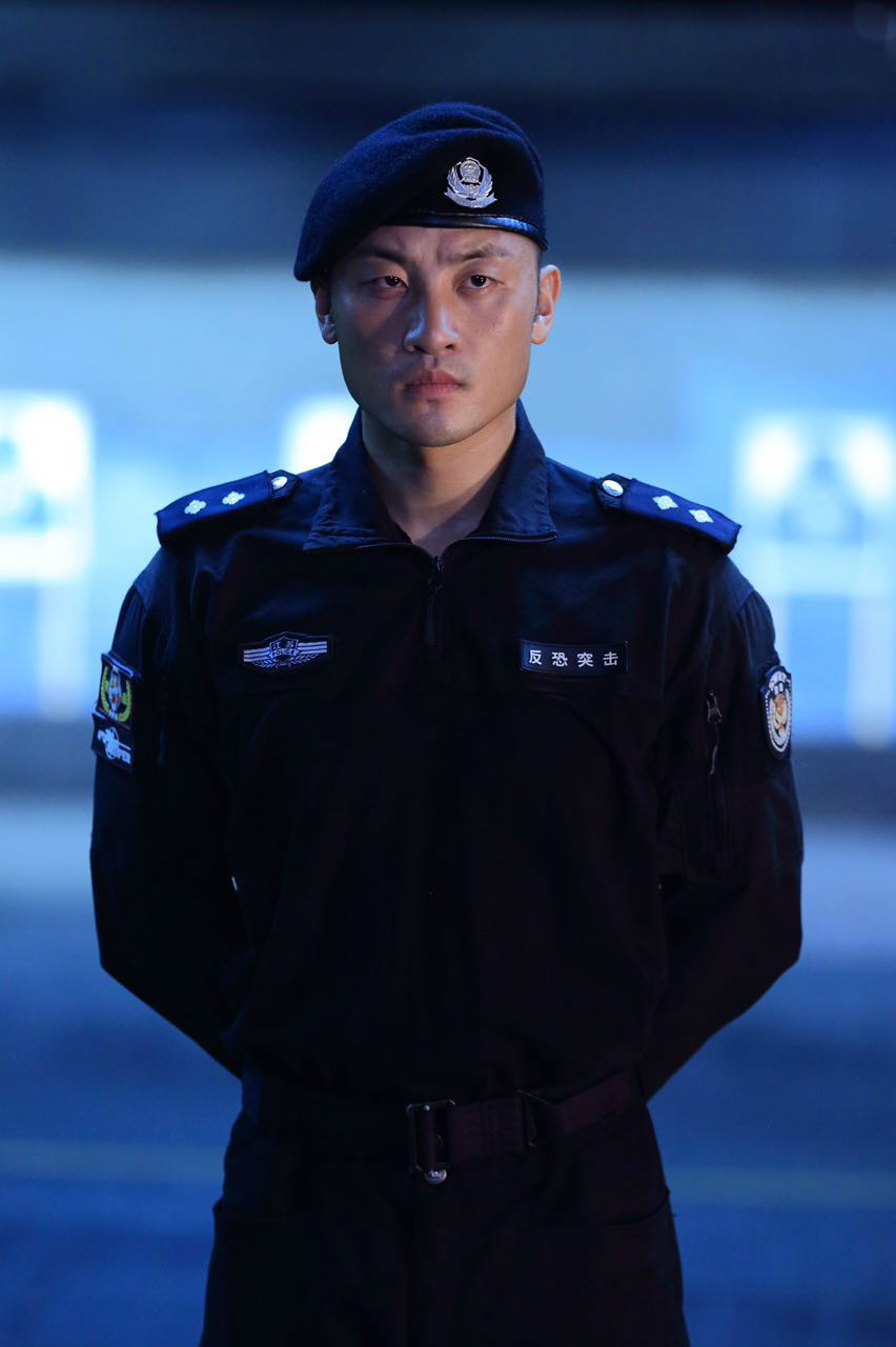  p>王天野,1980年1月8日出生于江苏省,中国内地男