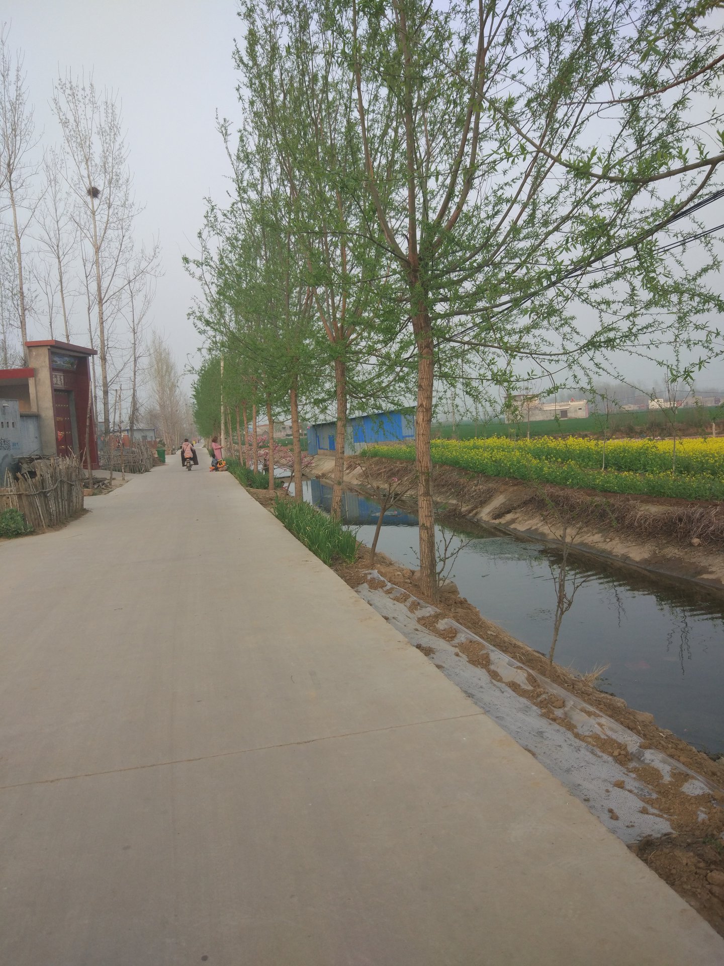 data-id="gnfbe7o82f">位于许昌城西,距今至少有两千年历史,属椹涧乡