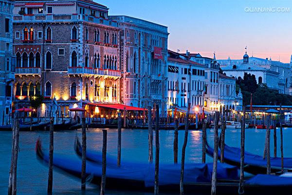  p>大运河(grand canal),是中国东部平原上的伟大工程,是中国古代劳动