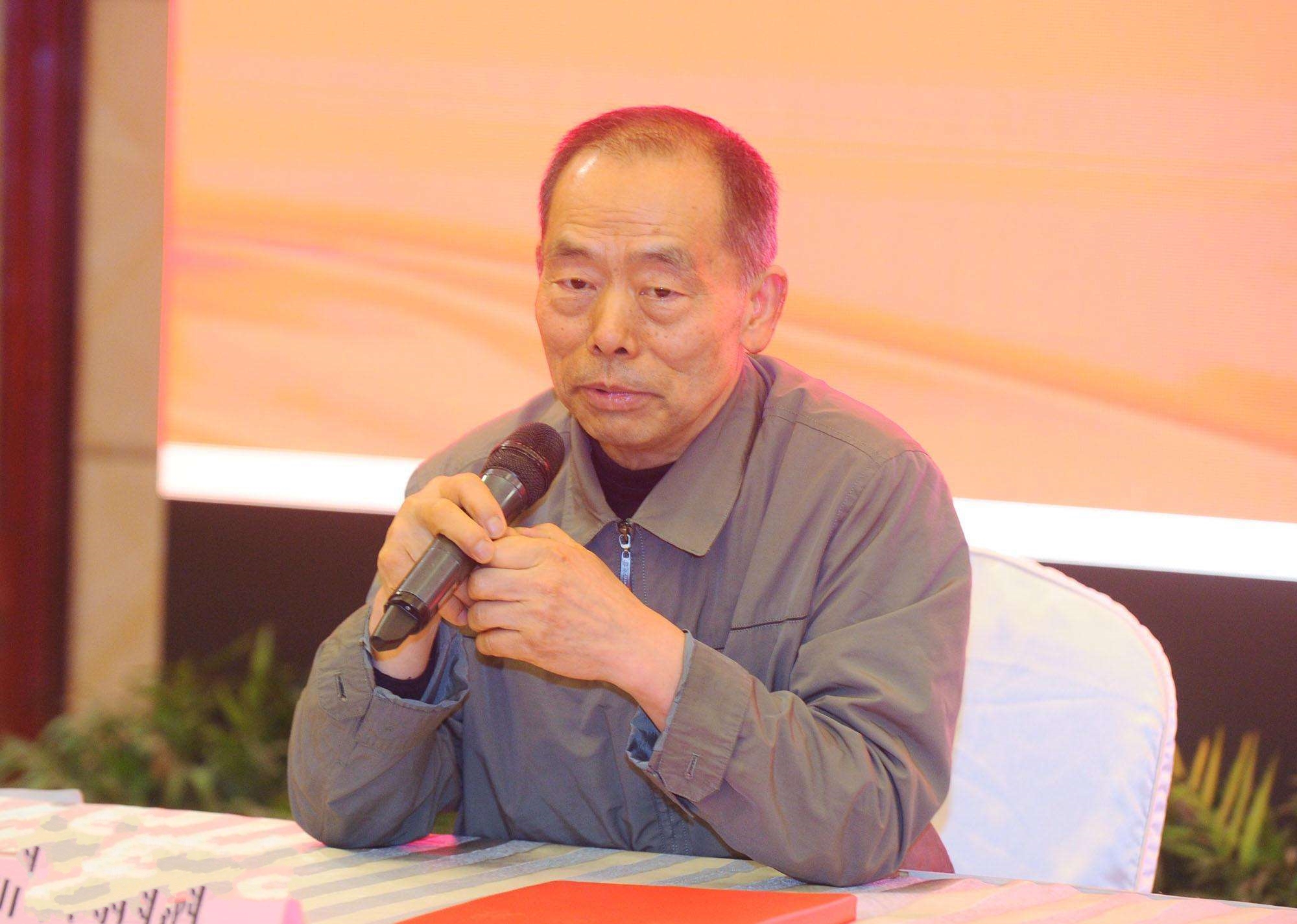  p>王国春,男,1946年出生,籍贯四川省中江县, a