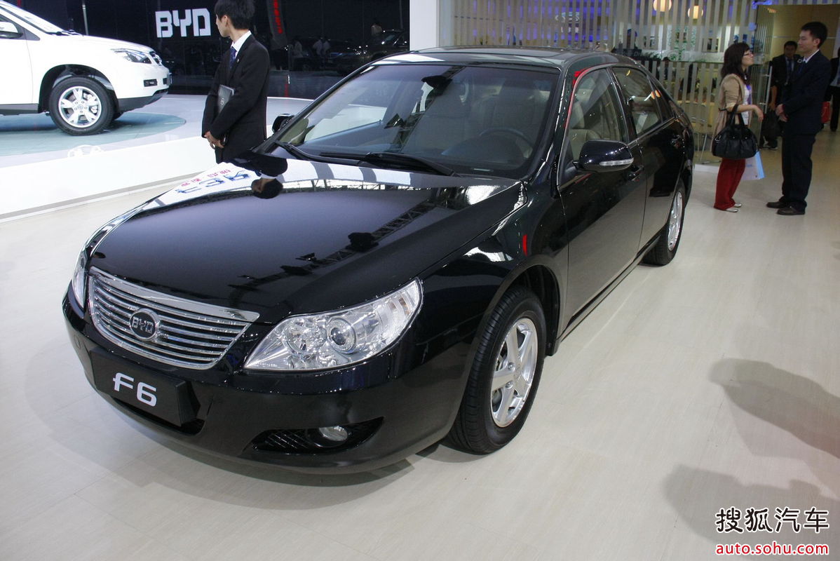 比亚迪f6