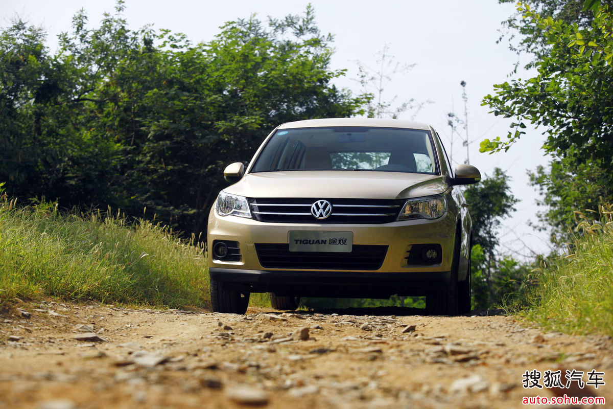  p>大众途观是一款 a href="#" data-lemmaid="3291804">上海大众 /a>