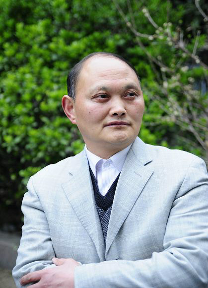  p data-id="gnaywm5yr6">邢培林,号半庐居士,安徽凤阳人,就职于安徽