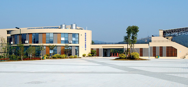  p> b>富力切尔西足球学校 /b>由 a target="_blank" href="/item