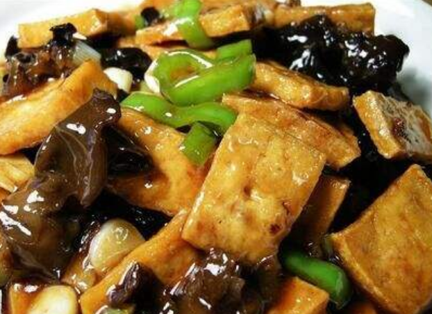 豆腐炒木耳