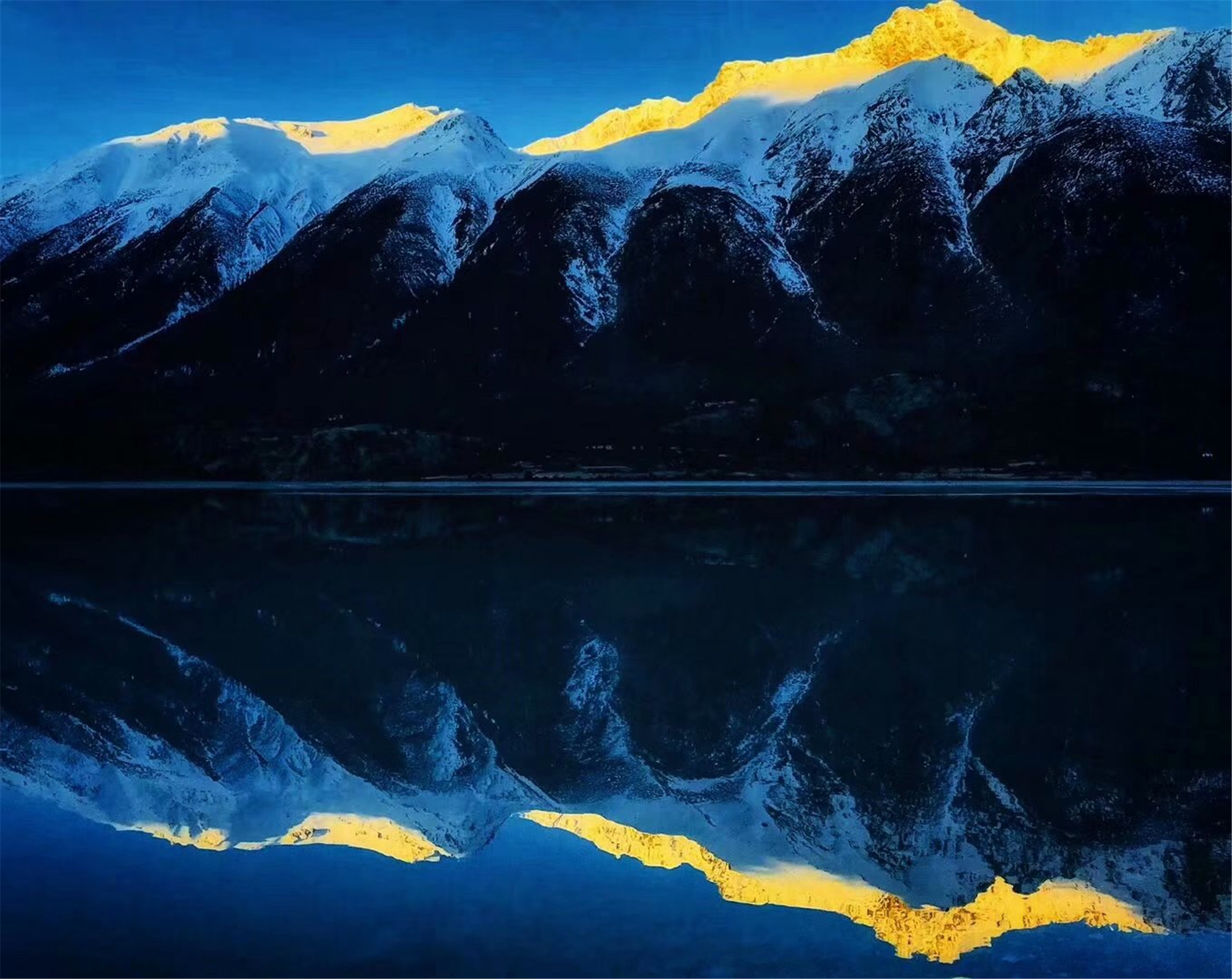 昌都然乌湖