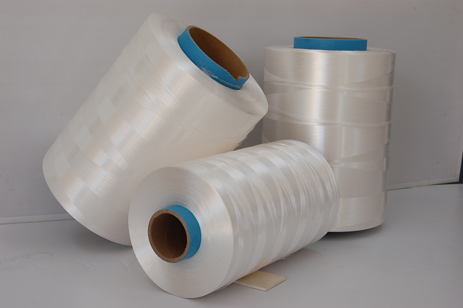 weight polyethylene fiber, 简称uhmwpef),又称高强高模聚乙烯纤维