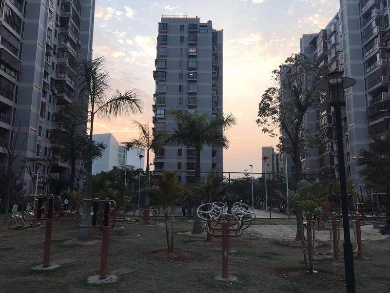  p>墩上小区位于厦门市湖里五缘湾,共计房屋556户. /p>