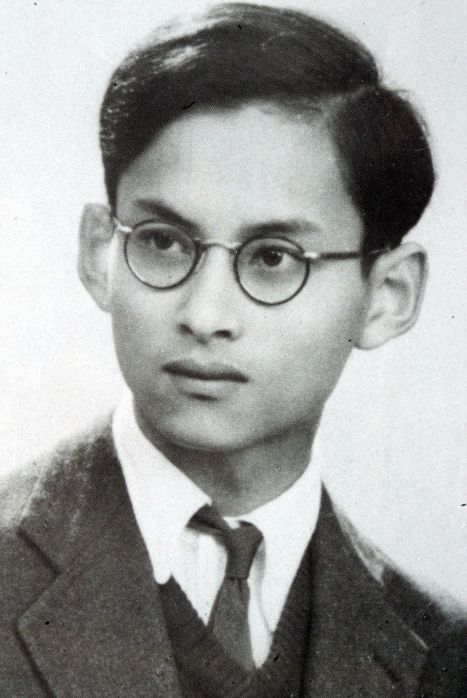 普密蓬·阿杜德