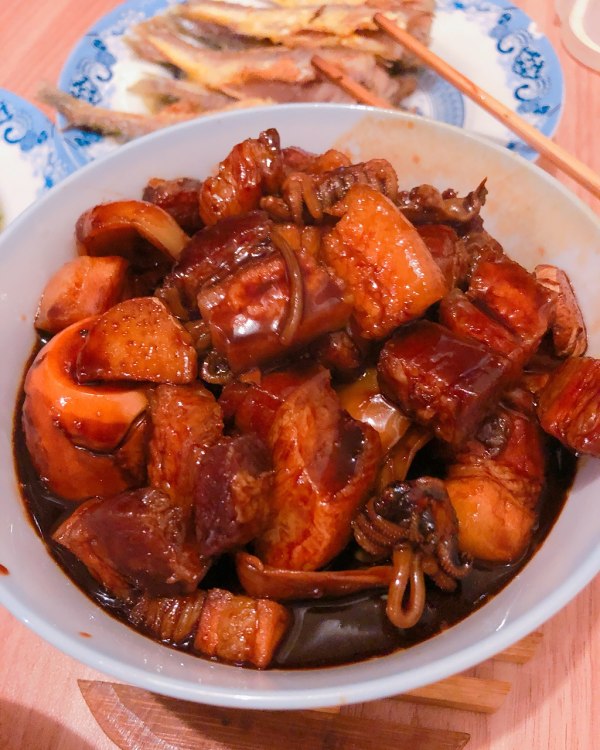 墨鱼红烧肉