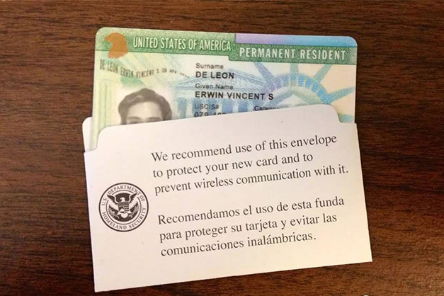 绿卡,即<a target="