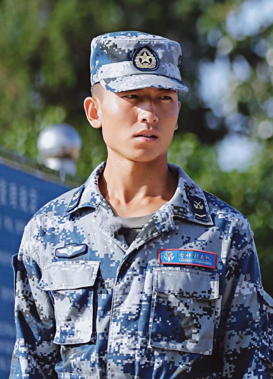 王威（《真正男子汉第二季》中的班长）_百度百科