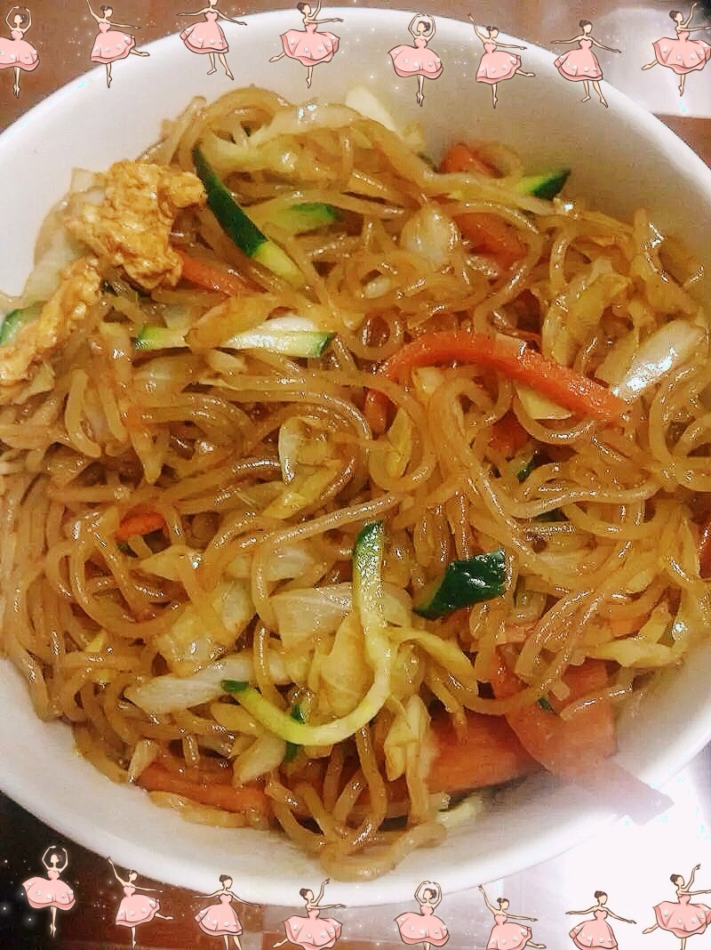 火腿肠鸡蛋炒粉