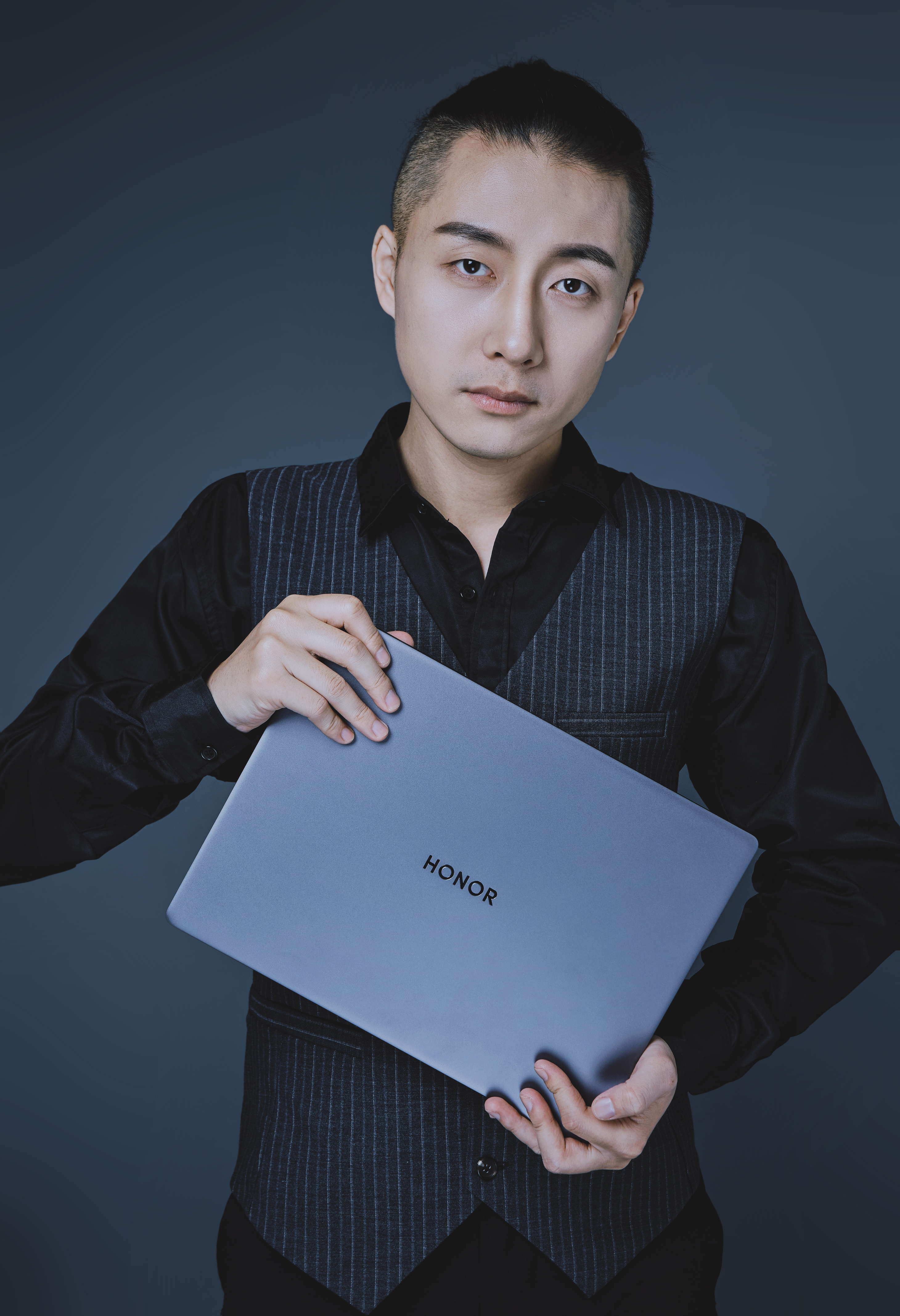 fawkes),男,1990年出生于黑龙江大庆市,现居新加坡,中国国籍, span