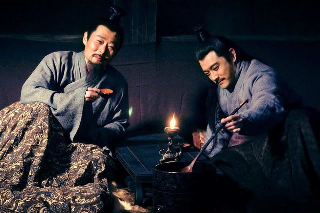 古代的床和榻有什么区别？古人睡床还是睡榻？_百科TA说