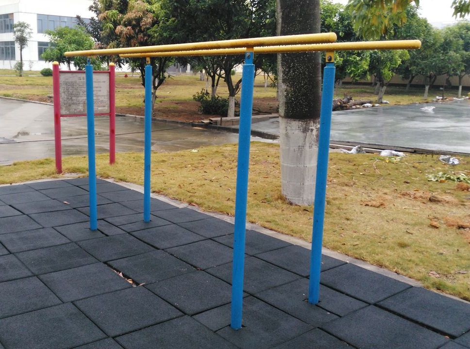  p>双杠(parallel bars)是男子 a href="#" data-lemmaid="4132497">