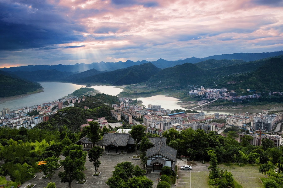  p>云阳县位于 a target="_blank" href="/item/重庆市/436625" data