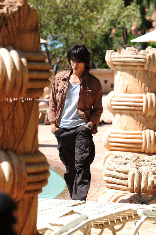  p>《吞噬太阳》是 a href="#">韩国sbs电视台 /a>自2009年年7月9日起