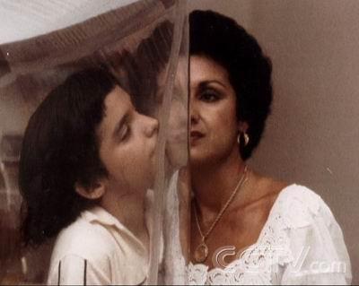 爱情泡跳碰bubbleboy(2001)