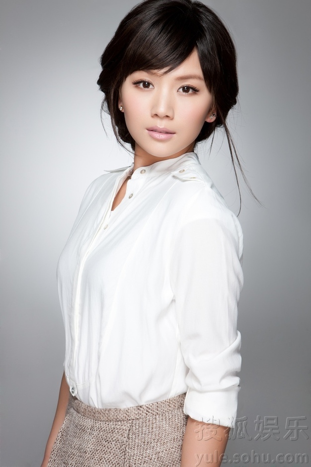  p>巩新亮,1987年10月12日生于甘肃省平凉市,中国内地女演员.