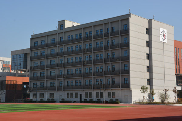  p>郑州市实验高级中学是 a href="#" data-lemmaid="10748369">郑州
