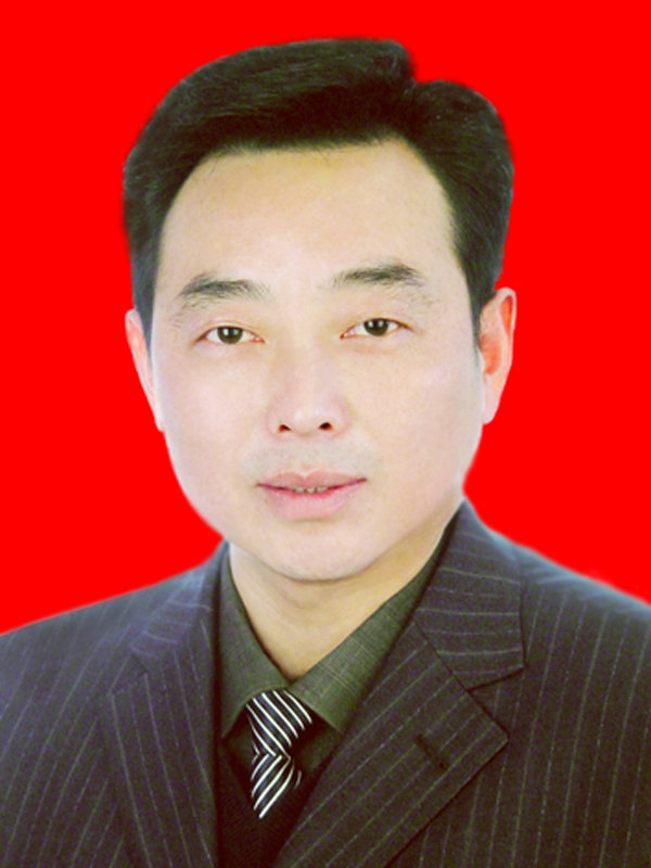 李波