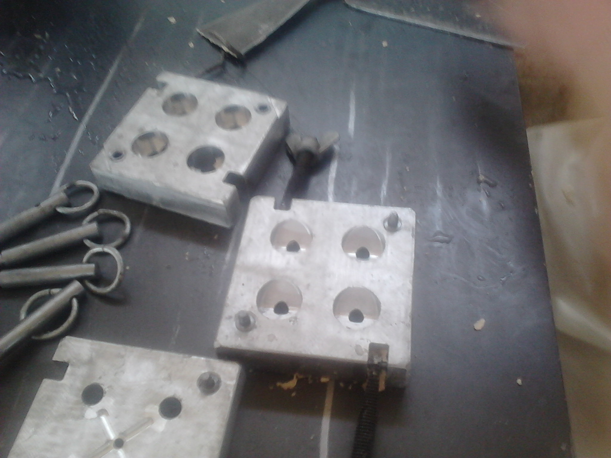  p>脱蜡铸造是 a href="#">玻璃 /a>加工成形方法之一,其主要过程是将